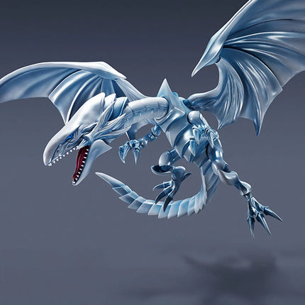 S.H. MonsterArts - Yu Gi Oh! - Blue Eyes White Dragon - PVC Action Figure