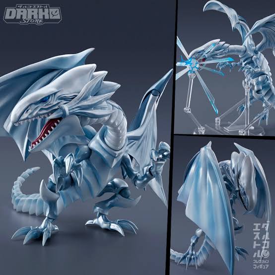 S.H. MonsterArts - Yu Gi Oh! - Blue Eyes White Dragon - PVC Action Figure